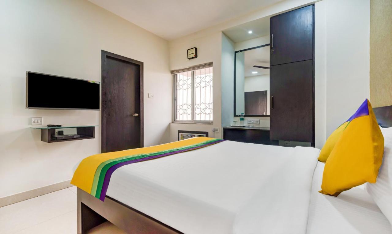 Itsy Hotels Neeranand Plaza Kolkata Exterior photo